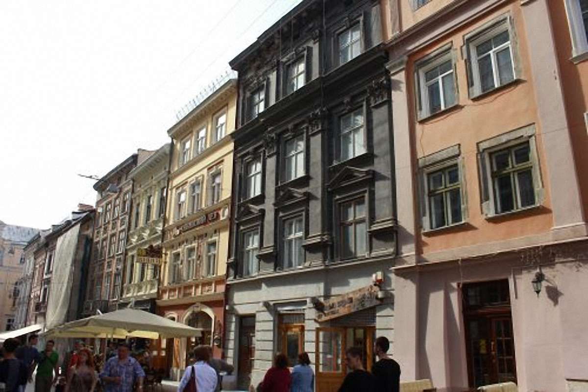 Прокуратура оскаржила передачу пам’ятки архітектури в центрі Львова під готель