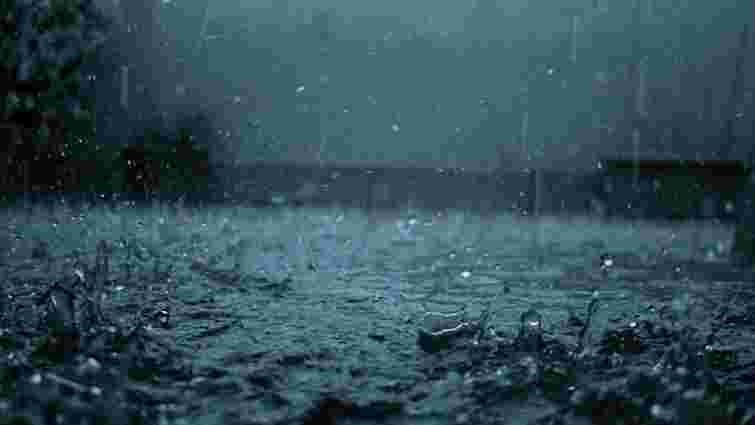 Львів’ян попереджають про можливі дощові паводки та схилові стоки