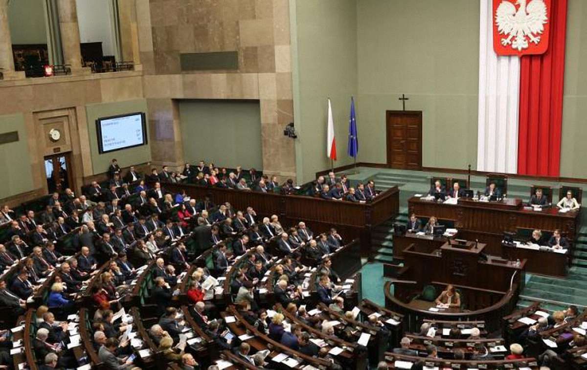 Сейм Польщі розглядає кримінальну відповідальність за заперечення геноциду на Волині