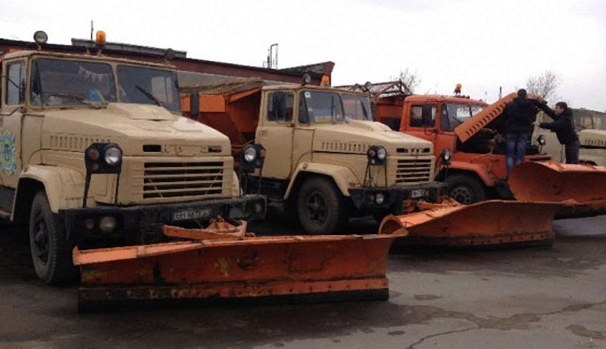 Керівники п'яти облавтодорів отримали догани за неготовність доріг до зими