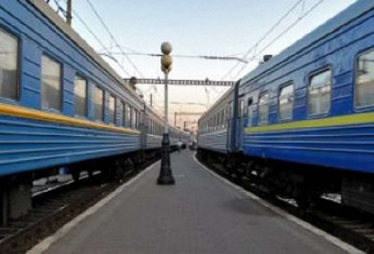 «Укрзалізниця» призначила на Покрову 11 додаткових поїздів