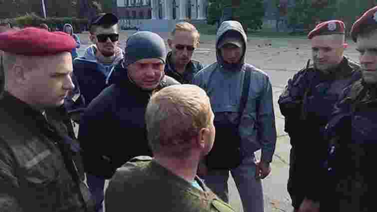 На Куликовому полі в Одесі члени «Правого сектору» побилися з антимайданівцями