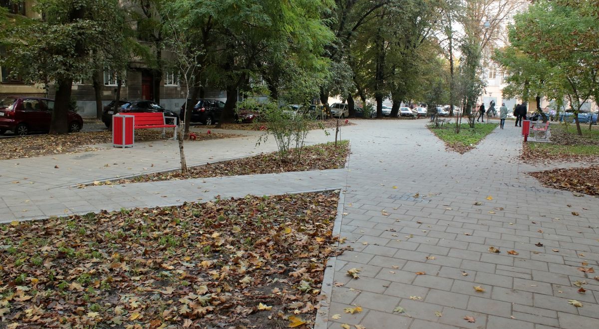 У Львові завершують реконструкцію «японського» скверу