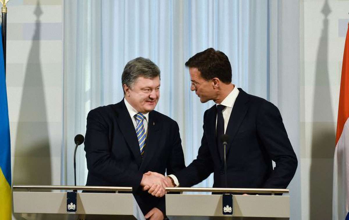 Порошенко і Рютте  скоординували позиції щодо ратифікації Угоди про асоціацію Україна-ЄС