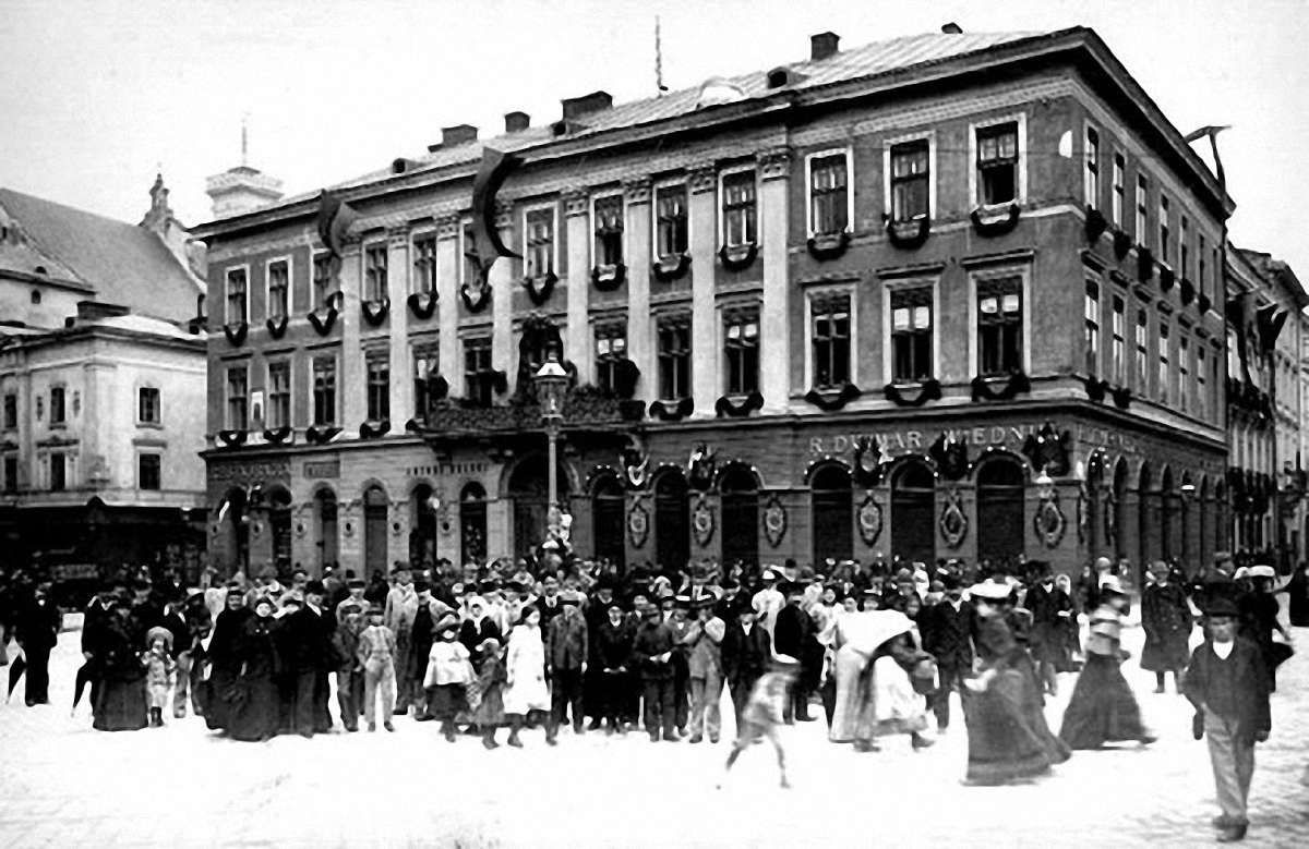 Кіно державним коштом