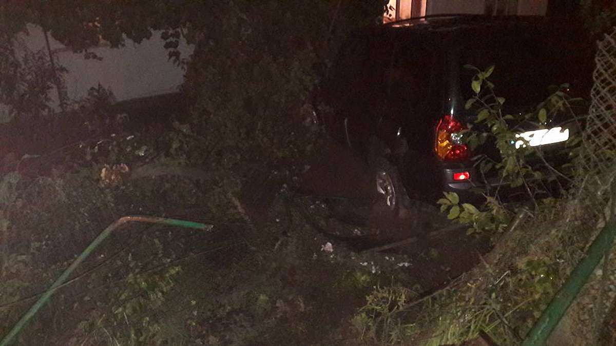 Автомобіль з польськими номерами збив двох пішоходів у Львові, один з них загинув на місці
