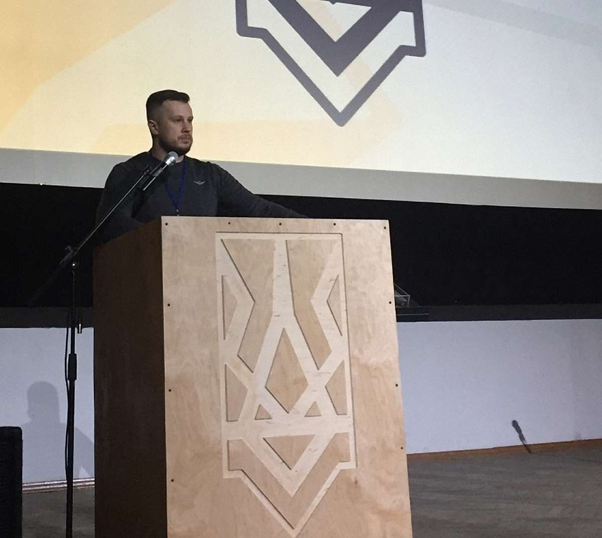Нардепа Андрія Білецького обрали головою партії «Національний корпус»