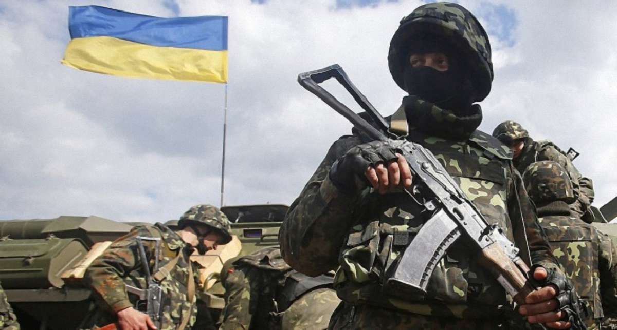 З кінця жовтня українська армія стає контрактною, – Порошенко