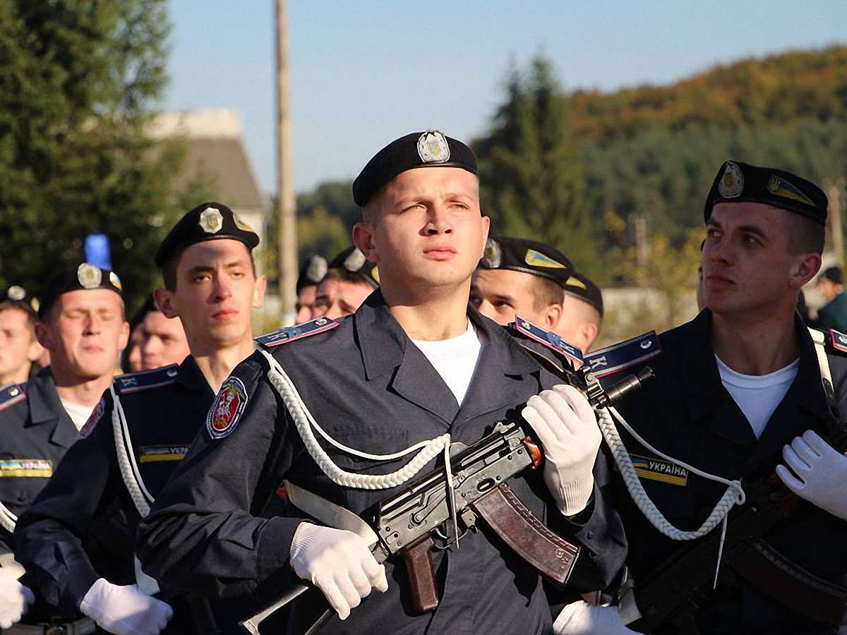 Курсанти Львівського державного університету внутрішніх справ склали присягу