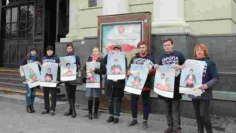 У Львові відбулась акція з попередження та протидії торгівлі людьми