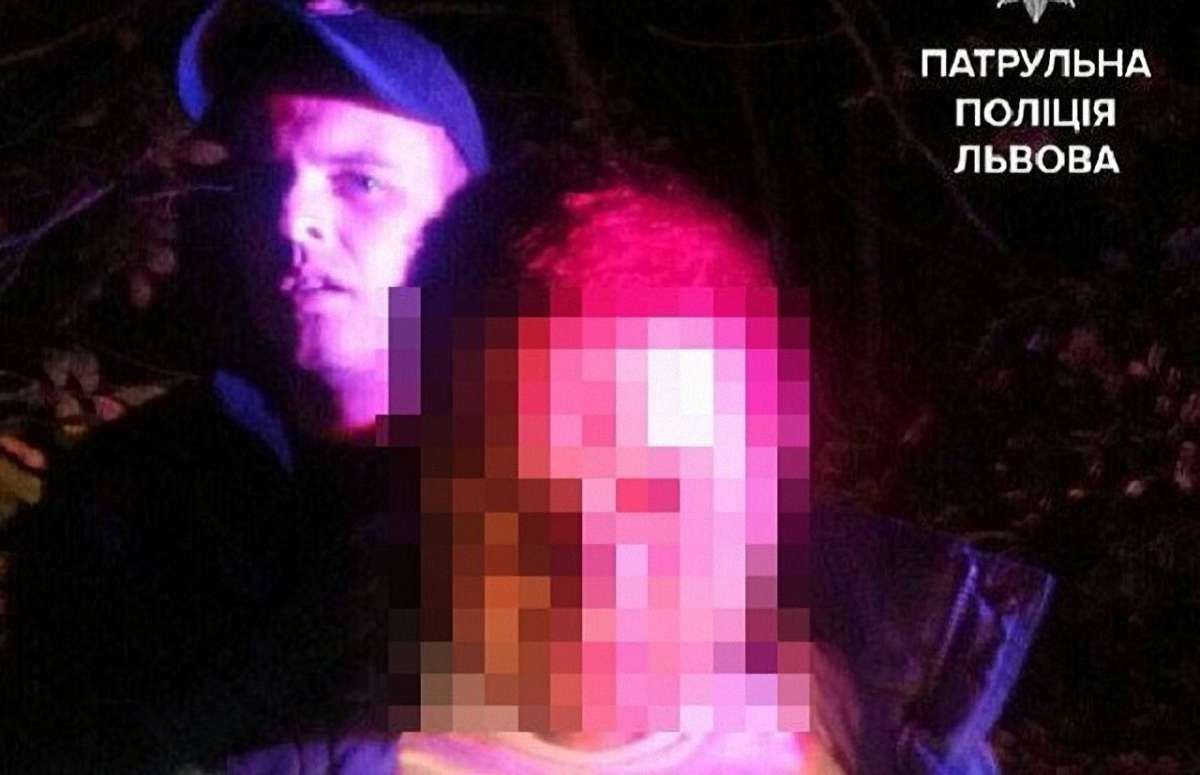 У Винниках патрульні затримали підозрюваних у розбійному нападі