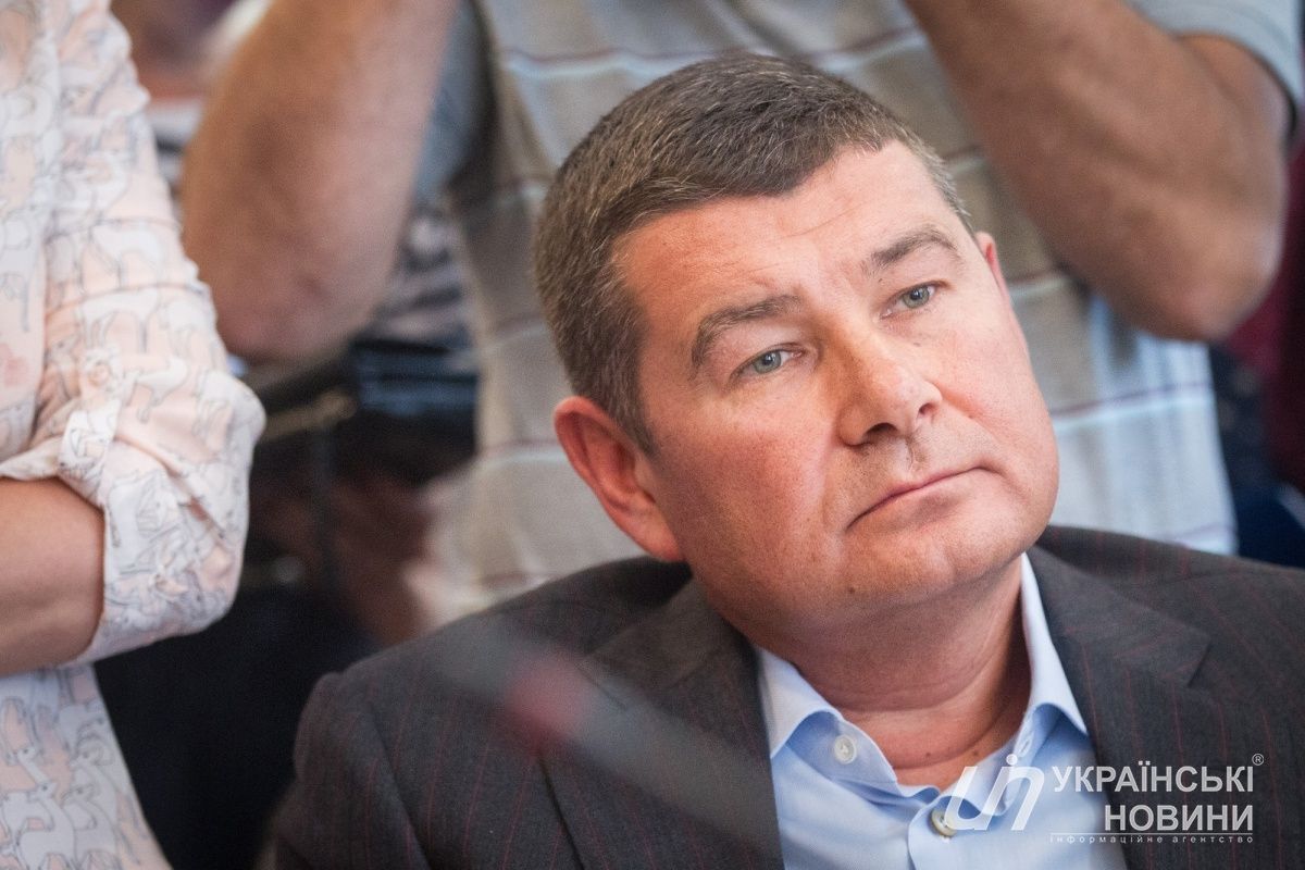 САП перевіряє наявність у втікача Онищенка російського паспорта