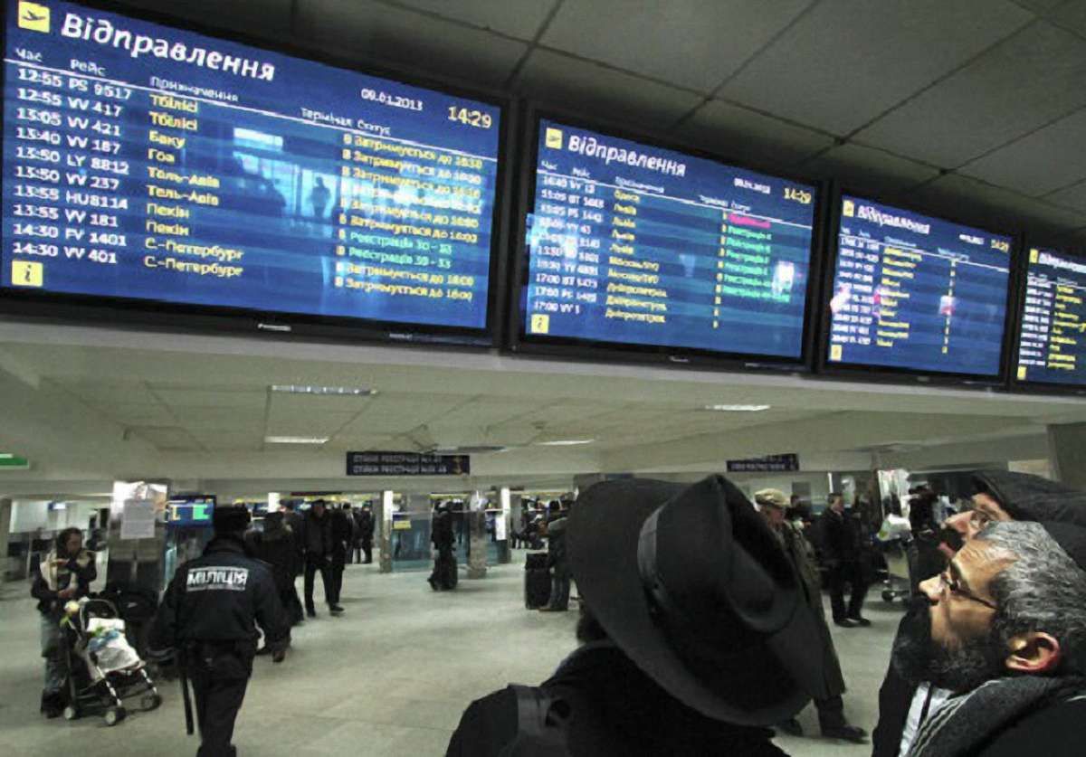 Аеропорти України позбудуться російської мови та комуністичних назв, – Омелян
