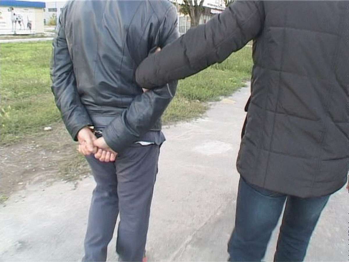У Дніпрі правоохоронці запобігли двом замовним убивствам