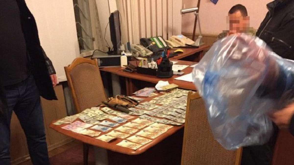У Тернополі військовий комісар вимагав від свого підлеглого ₴280 тис.