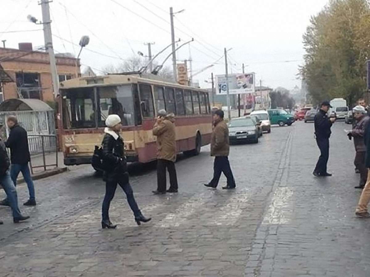 У Львові противники забудови стадіону «Сільмаш» тимчасово розблокували Городоцьку
