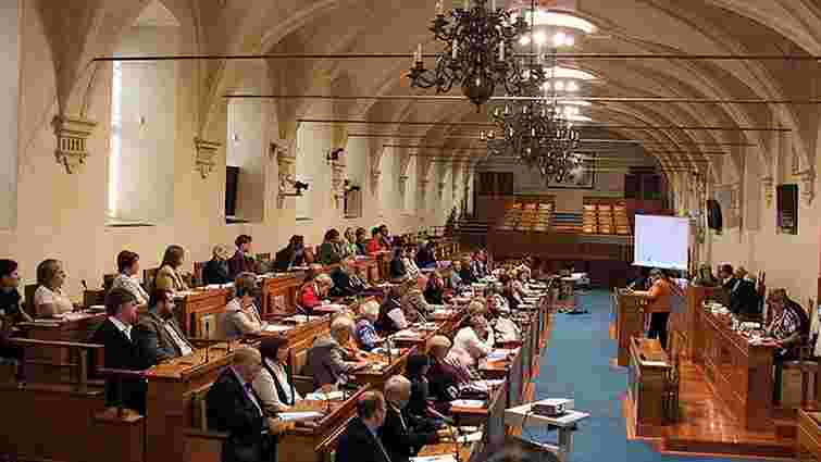 Сенат Чехії прийняв постанову про необхідність відновлення українського контролю над кордоном