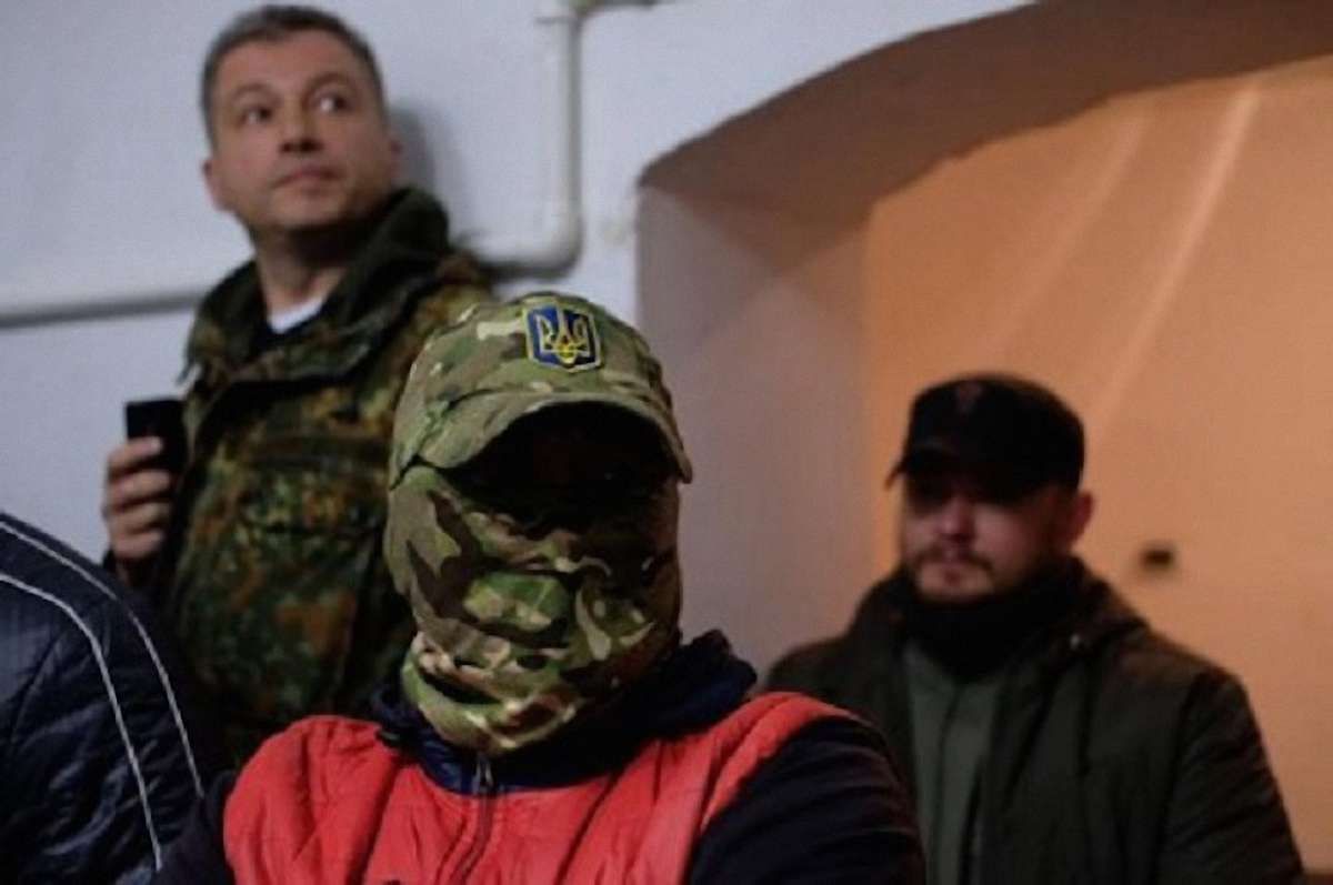 Мер Чернівців засудив зрив показу фільму на ЛГБТ-тематику