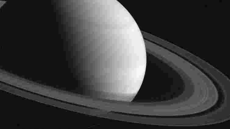 Космічний зонд Cassini зафіксував зміну пір року на Сатурні