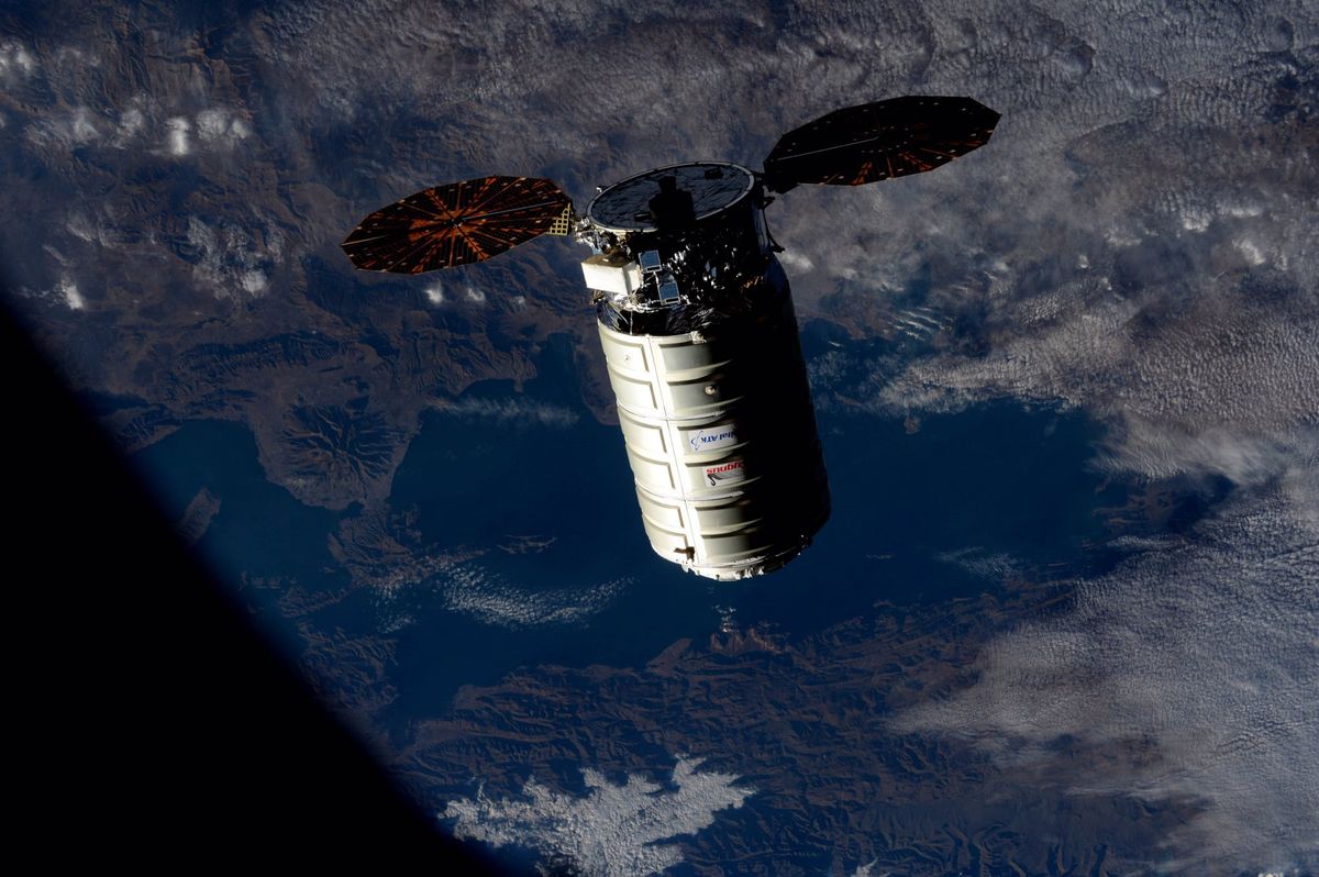 Космічний корабель Cygnus з українським двигуном успішно прибув до МКС