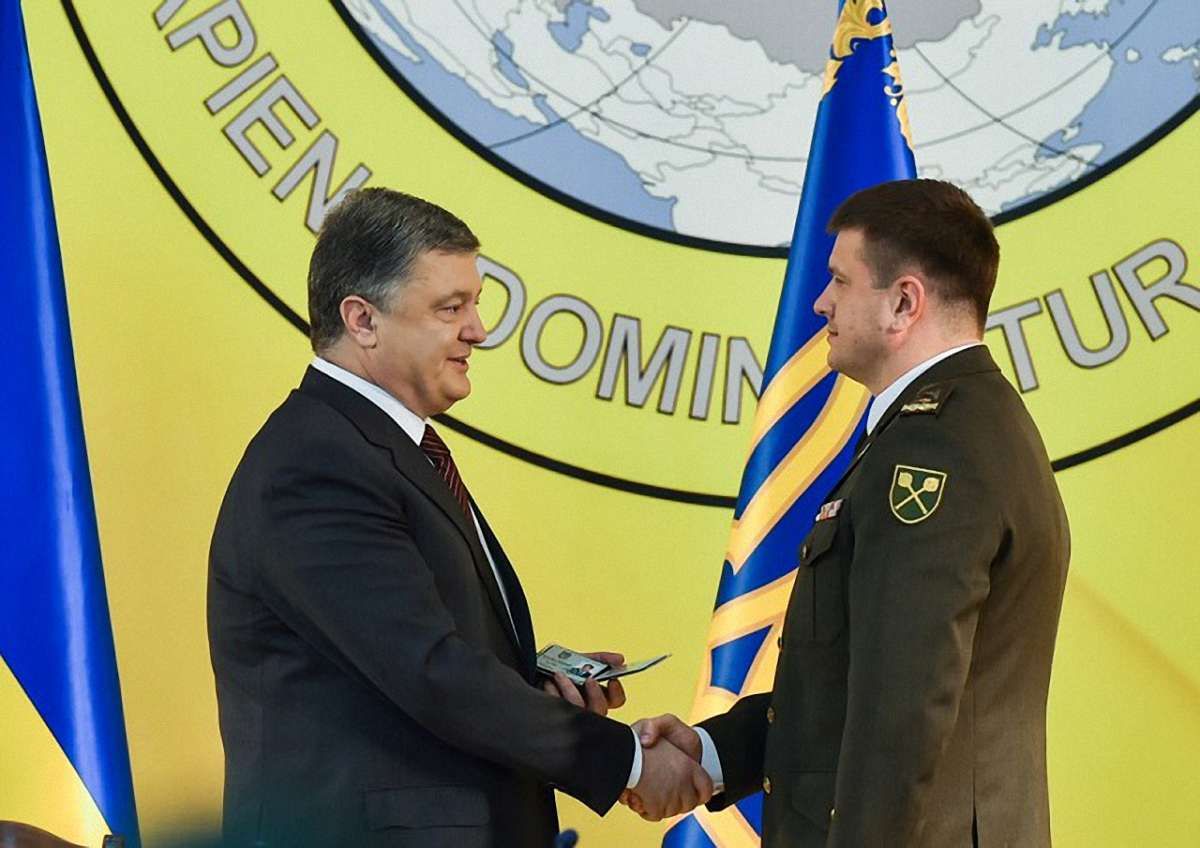 Петро Порошенко представив нового керівника розвідки Міноборони