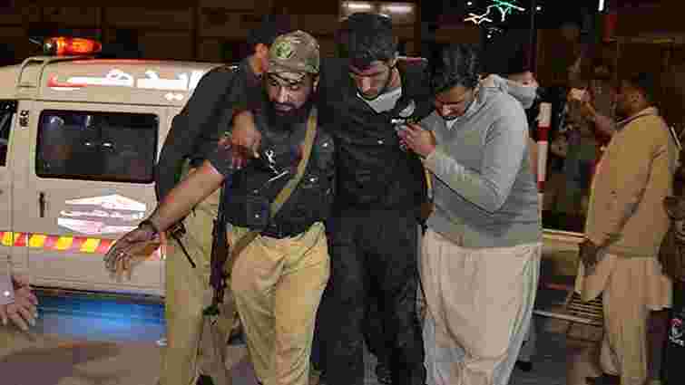 Бойовики напали на поліцейську академію у Пакистані - 59 загиблих, понад 100 поранених