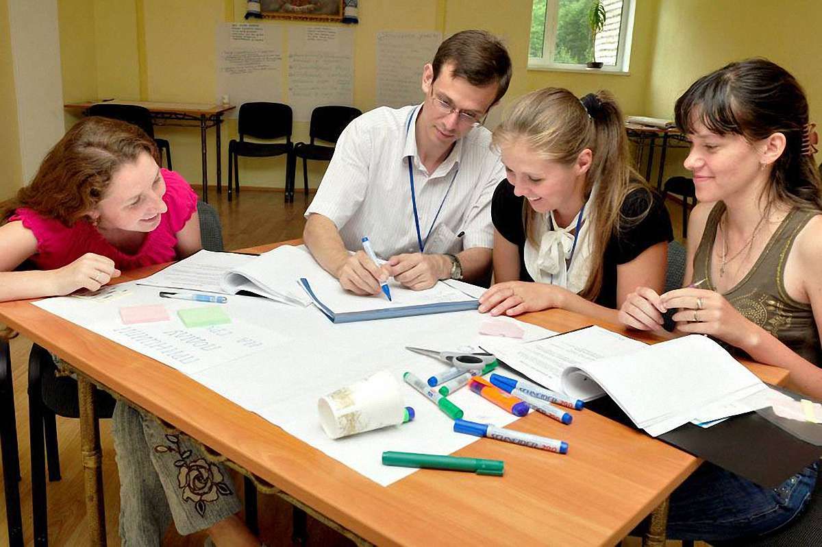 Львівських активістів запрошують на безкоштовне навчання в УКУ