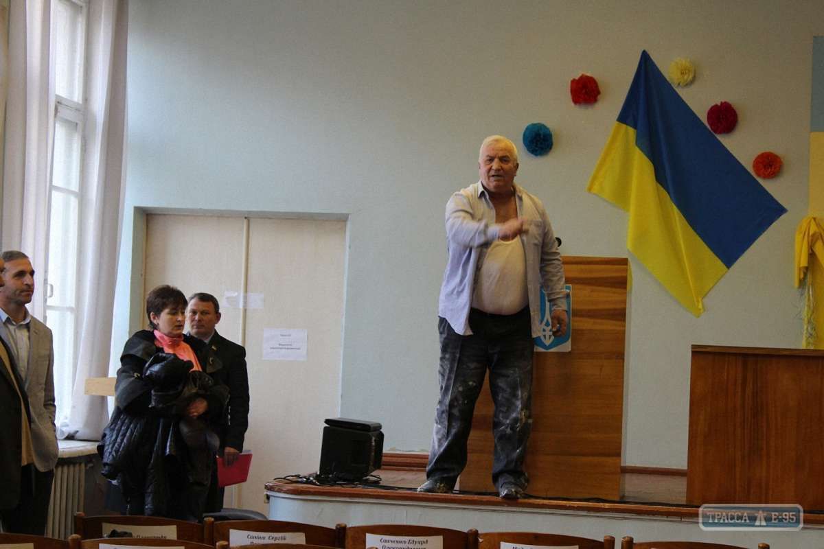 На Одещині побили і кинули в смітник депутата від «Опозиційного блоку»