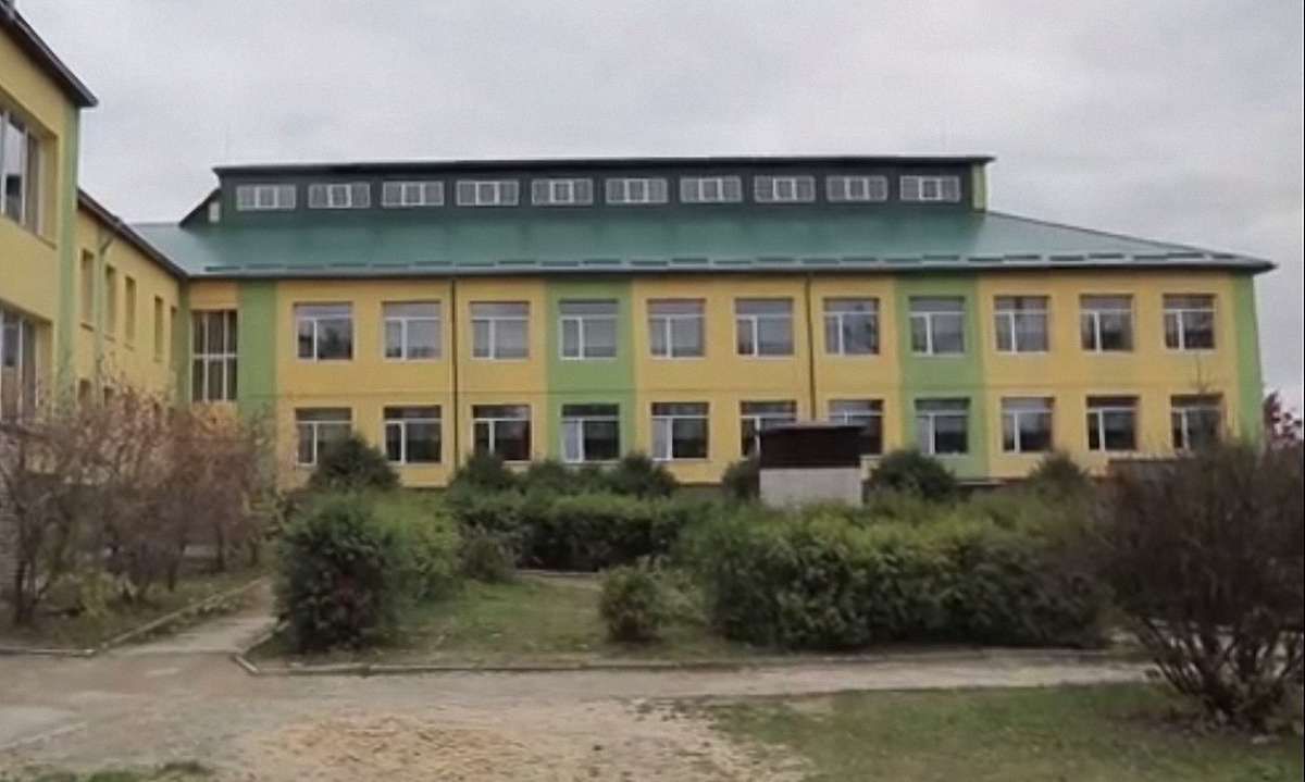 У Старичах на Львівщині за американські кошти відремонтували школу