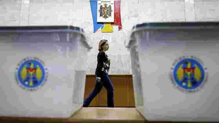 У першому турі президентських виборів у Молдові проросійський кандидат набрав 48,3%