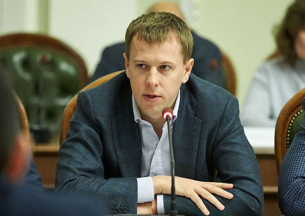 Лідер депутатської групи «Відродження» задекларував 9 компаній в офшорах