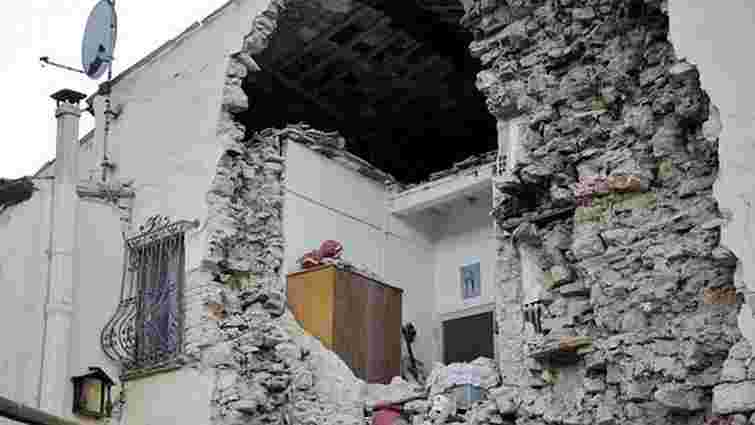 В Італії через землетрус 15 тисяч людей залишилися без даху над головою