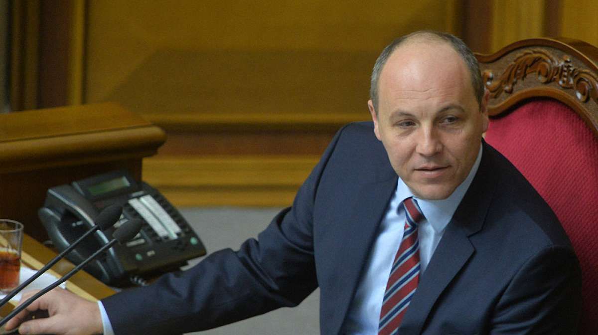 Верховна Рада скасувала рішення про підвищення зарплат депутатів