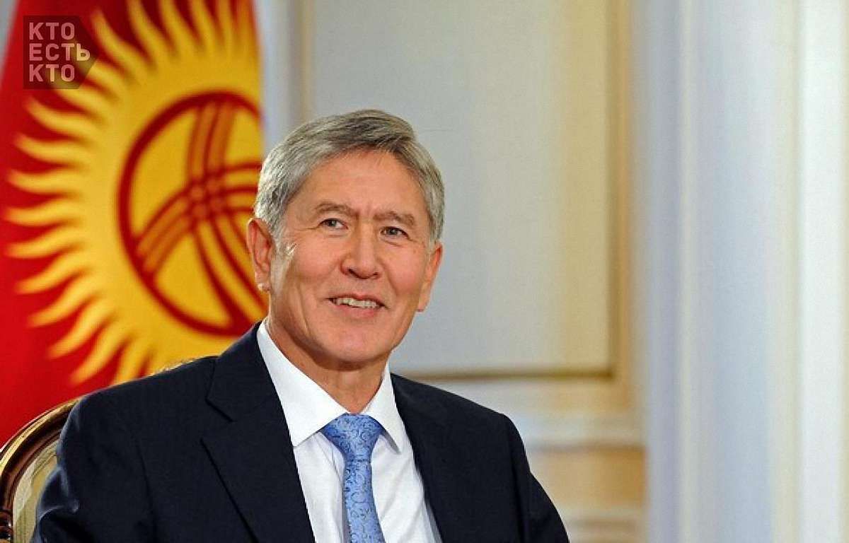 Невідомий від імені президента Киргизстану провів з Порошенком телефонну розмову