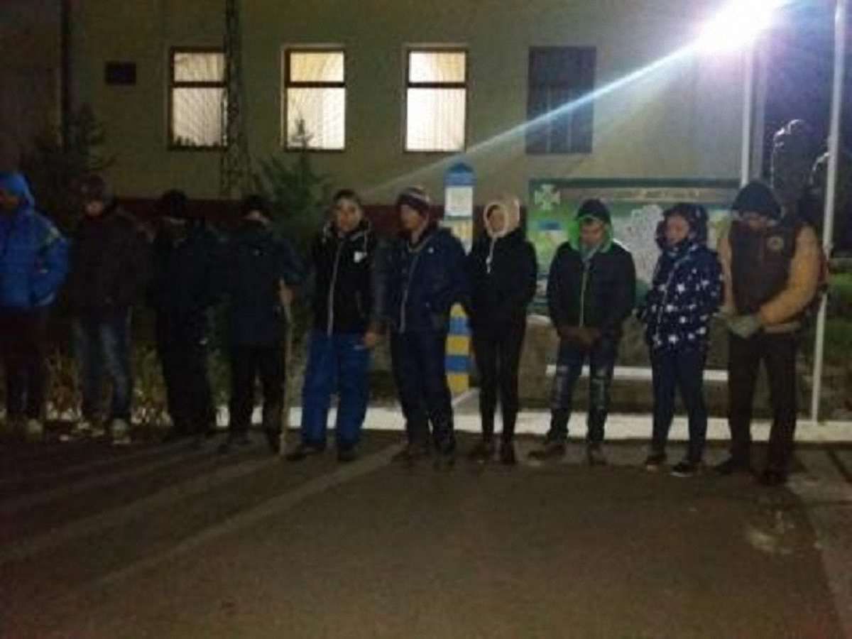 На Закарпатті затримали 22 нелегалів, які намагалися потрапити до ЄС