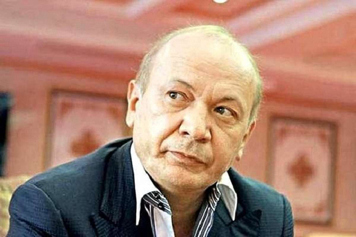 Родина слідчого в справі Іванющенка за два роки заволоділа трьома квартирами і будинком
