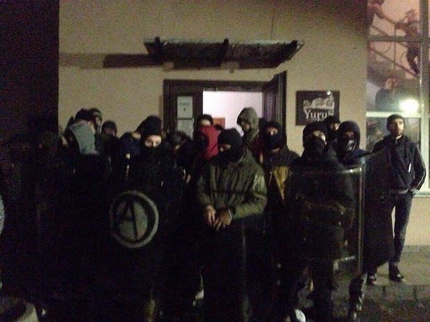 Активісти «Автономного опору» звинуватили поліцейських у бездіяльності