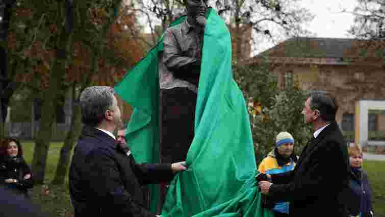 В столиці Словенії відкрили пам'ятник українському філософу Григорію Сковороді