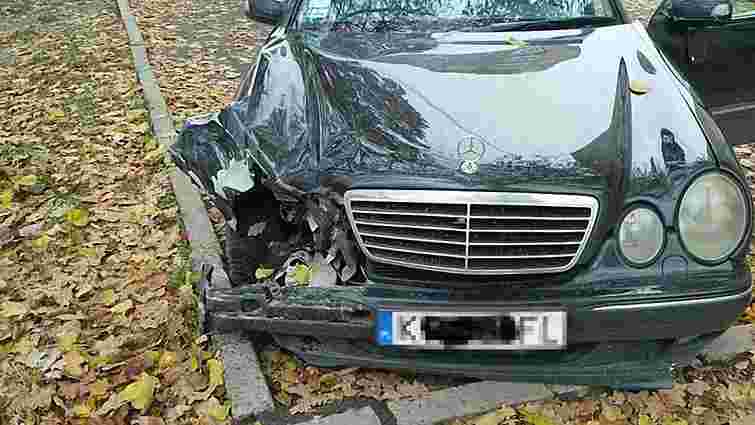 П’яний водій протаранив біля автовокзалу у Львові три автівки і втік з місця ДТП