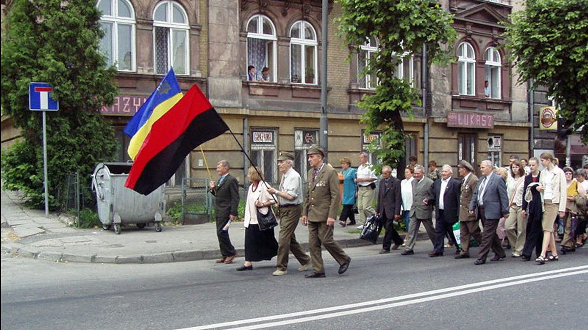 «Спочатку ненависть з`являється в інтернеті, а потім – на вулицях»