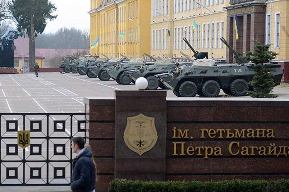 У львівському військовому коледжі жорстоко побили курсанта з Черкас