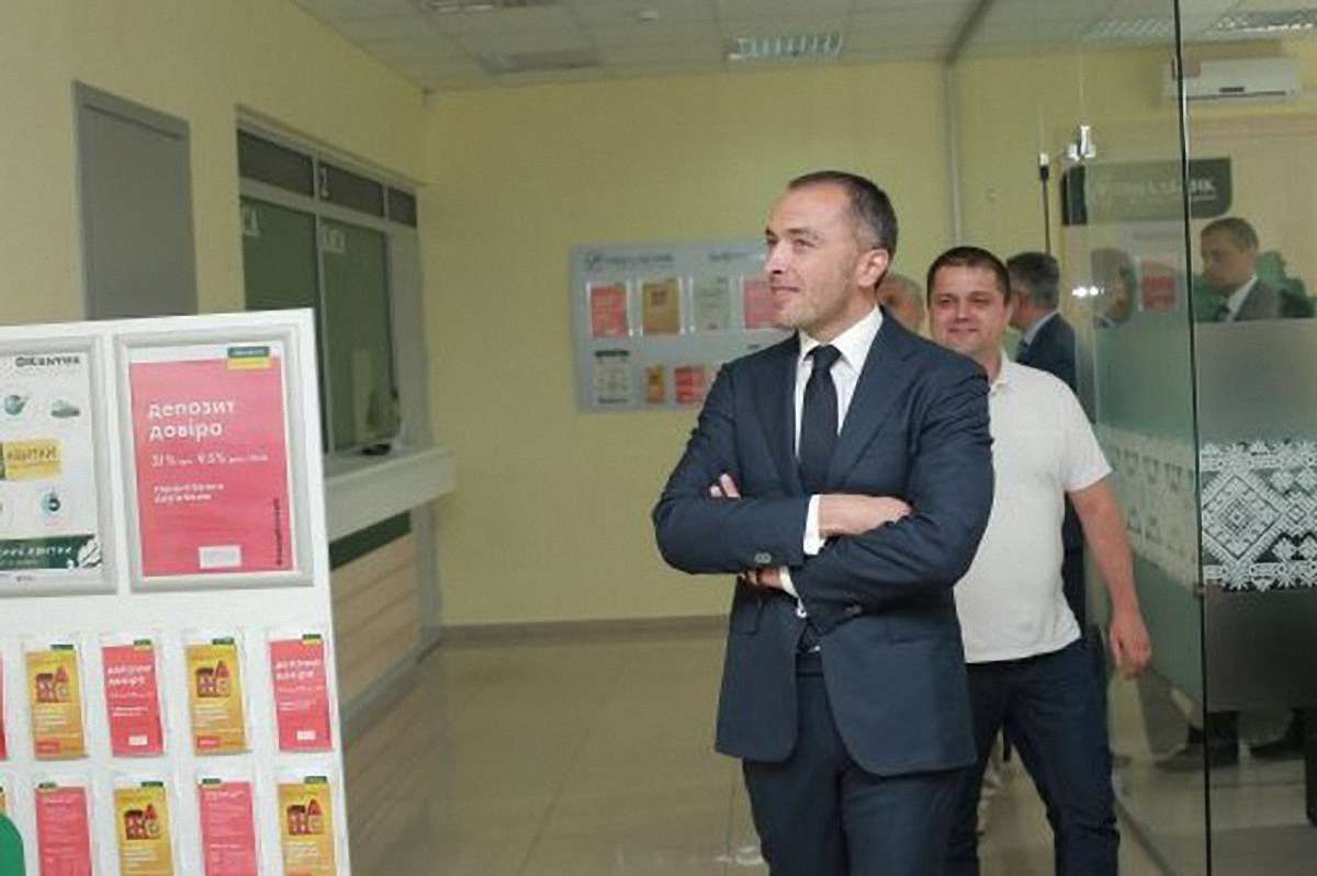 Петро Порошенко закликав «Ощадбанк» не вводити комісію за оплату комунпослуг