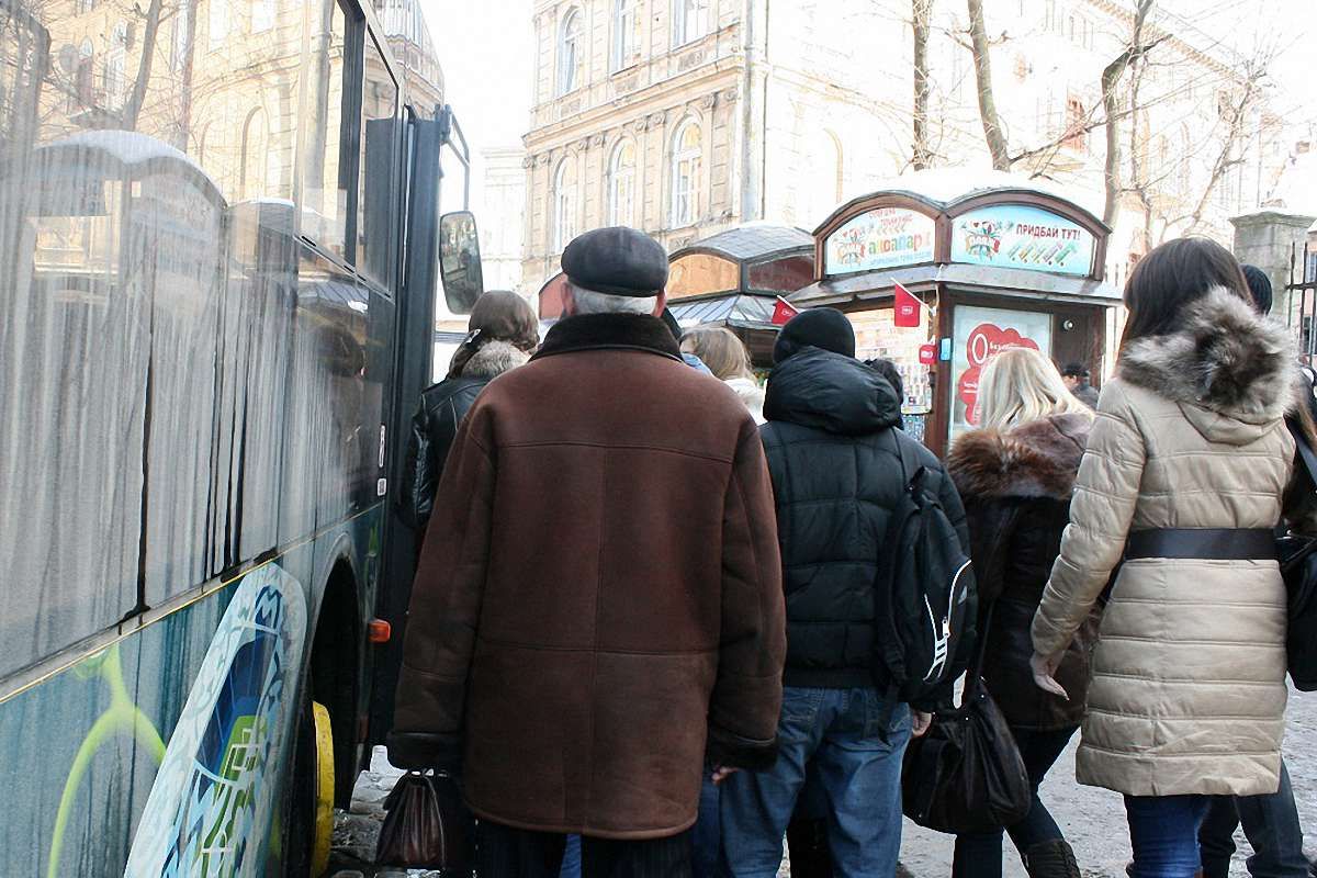 У Львові протягом дня на маршрут виїдуть більше 550 автобусів