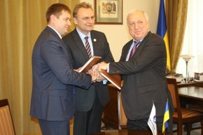 У Львові підписали угоду з ЄБРР про впровадження електронного квитка