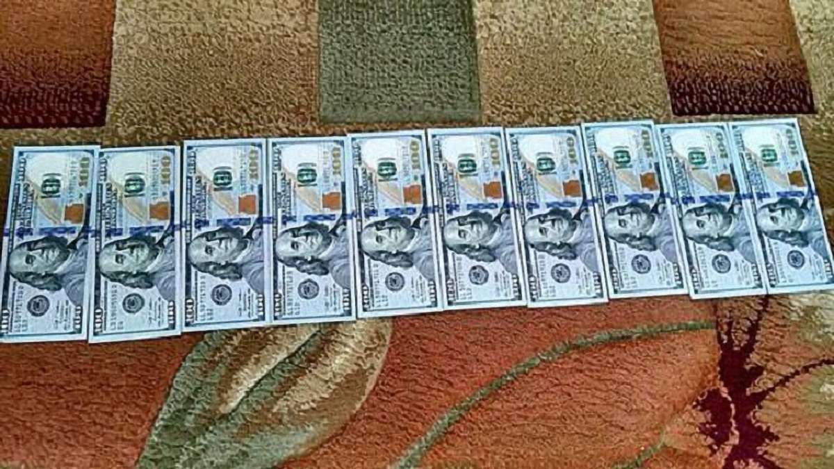 В Івано-Франківській області на хабарі затримали двох депутатів сільради