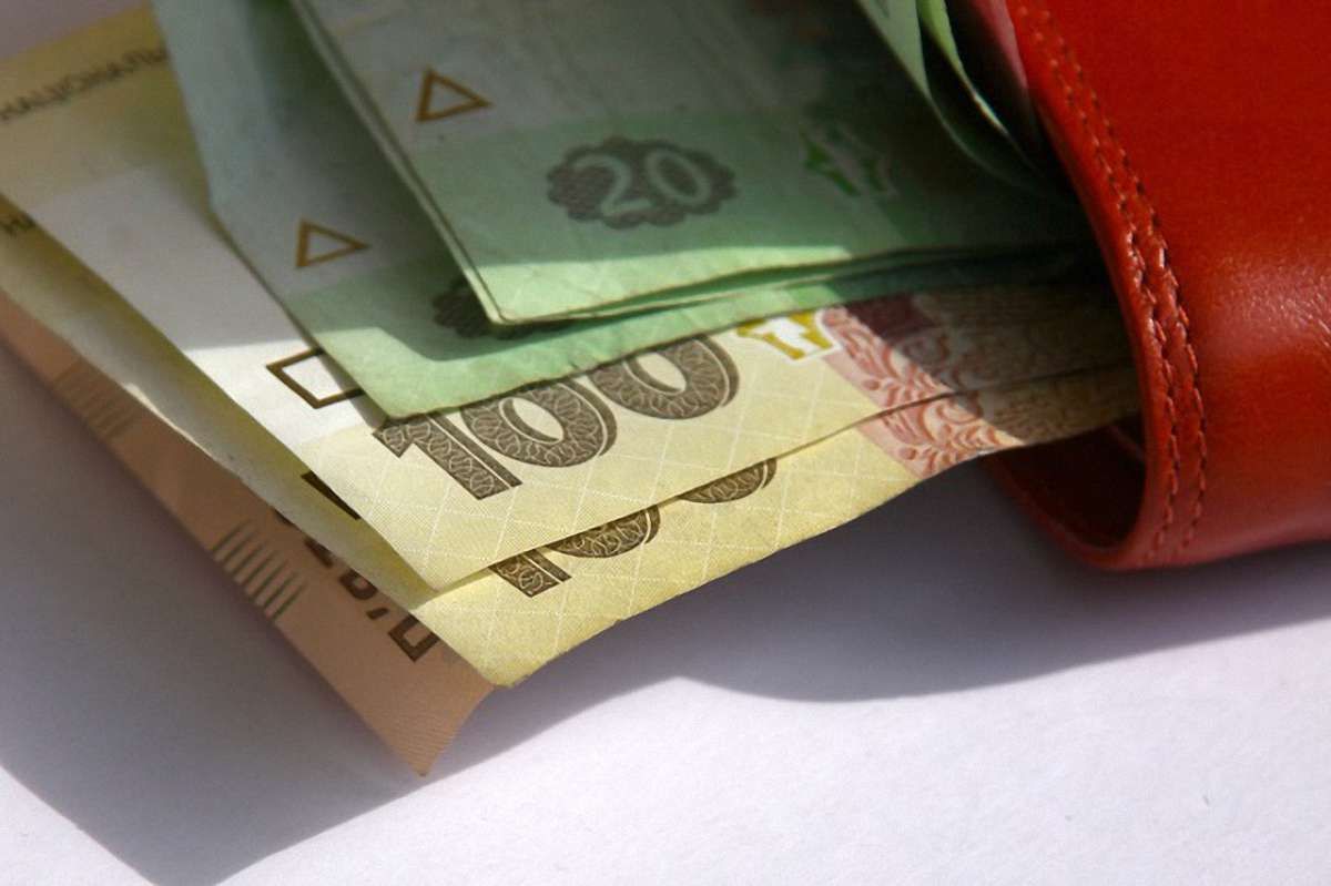 Мінімальна зарплата після стягнення податків становитиме ₴2,5 тис.