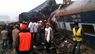У масштабній залізничній катастрофі в Індії загинули майже 100 людей