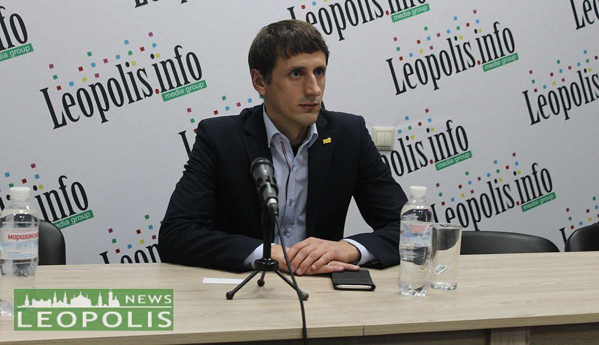 Країна парадоксів: чи наважаться в Україні на рішучі зміни?