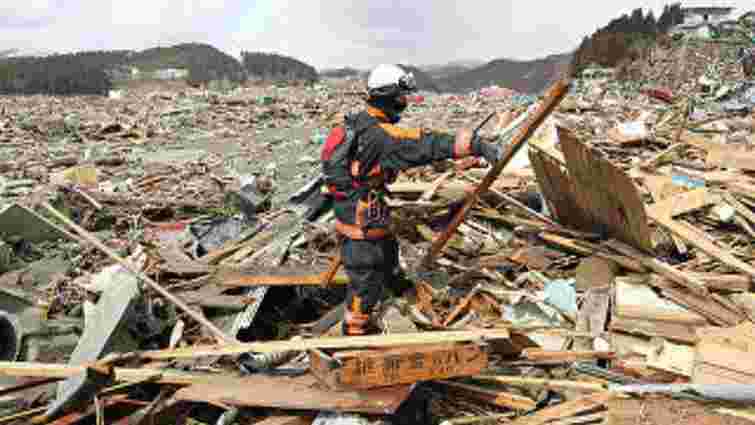 В Японії поблизу Фукусіми сталися сильні землетруси, які спричинили цунамі