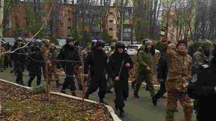 В Одеській митниці 20 осіб у камуфляжі влаштували погром